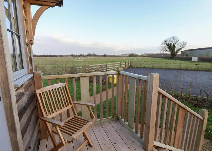 Arts And Crafts Holiday home